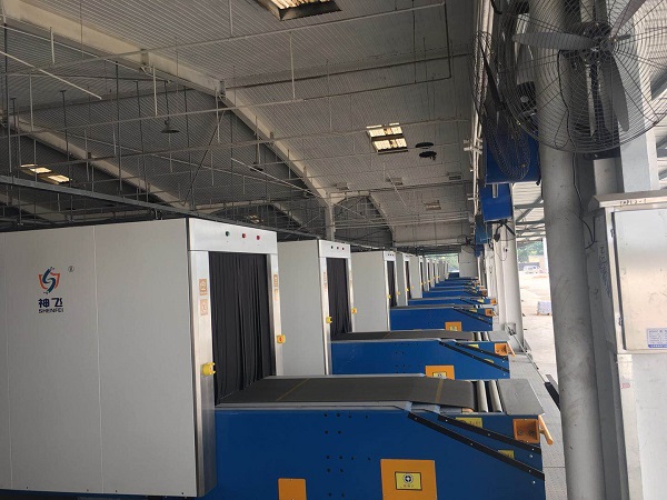 神飛龍門(mén)式快遞物流用安檢機(jī)